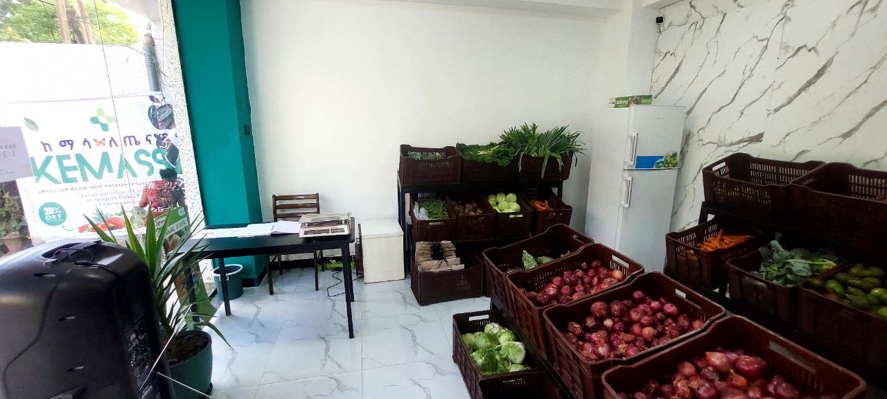 Kemassa store with fresh produce